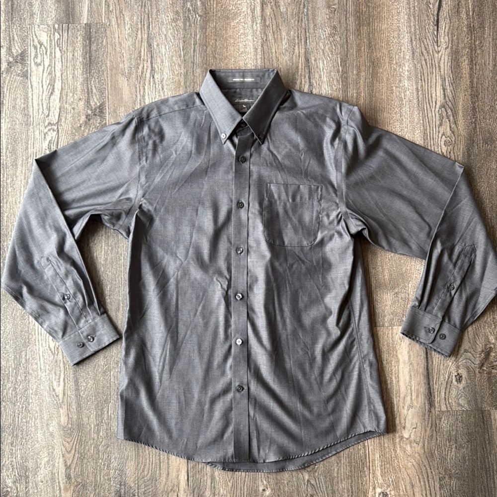 Eddie Bauer Shirt Gray Button Down Dress Shirt Relaxed Fit Size Small Cotton